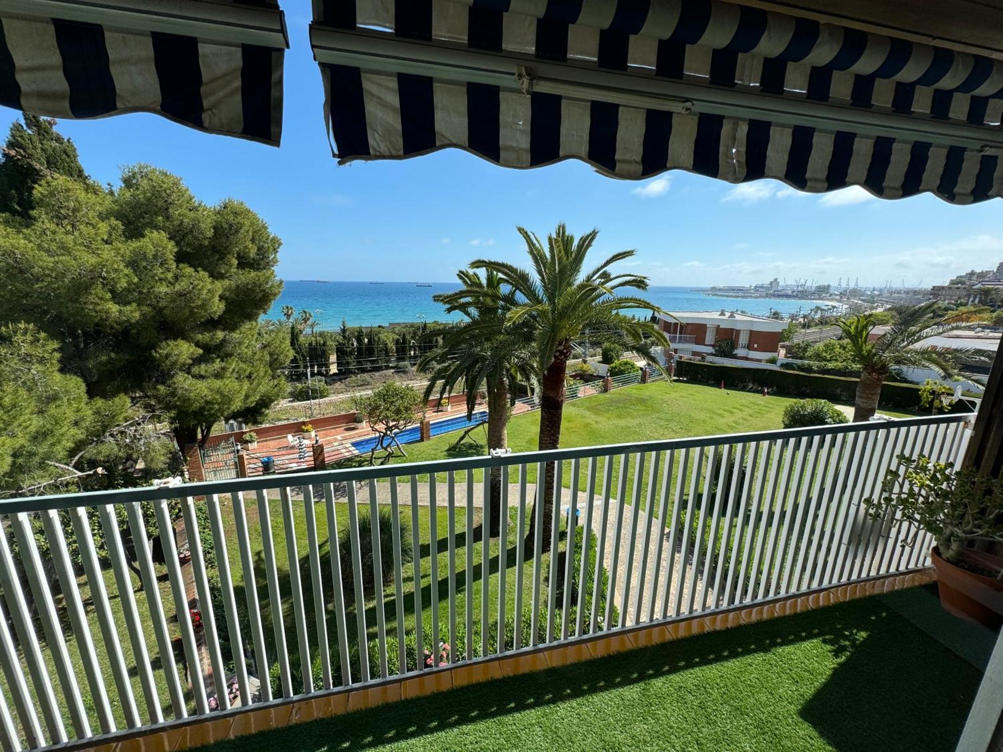 Apartamento Verd I Blau - Apartament Amb Piscina Tarragona Exterior foto