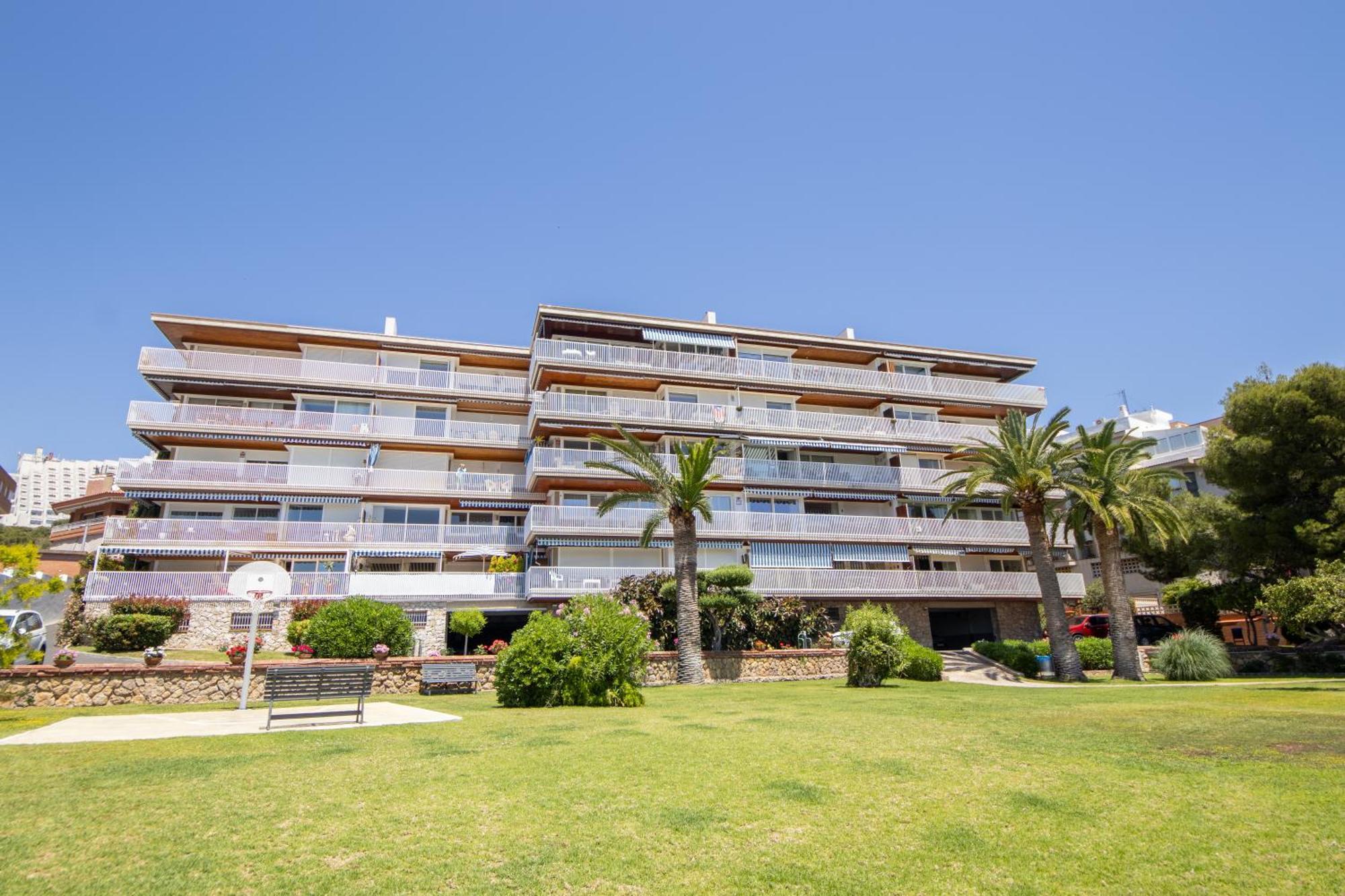 Apartamento Verd I Blau - Apartament Amb Piscina Tarragona Exterior foto